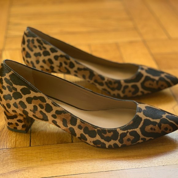(NEW) Calvin Klein Genovea Leopard Pony flat pumps Size 6.5 - Picture 2 of 7